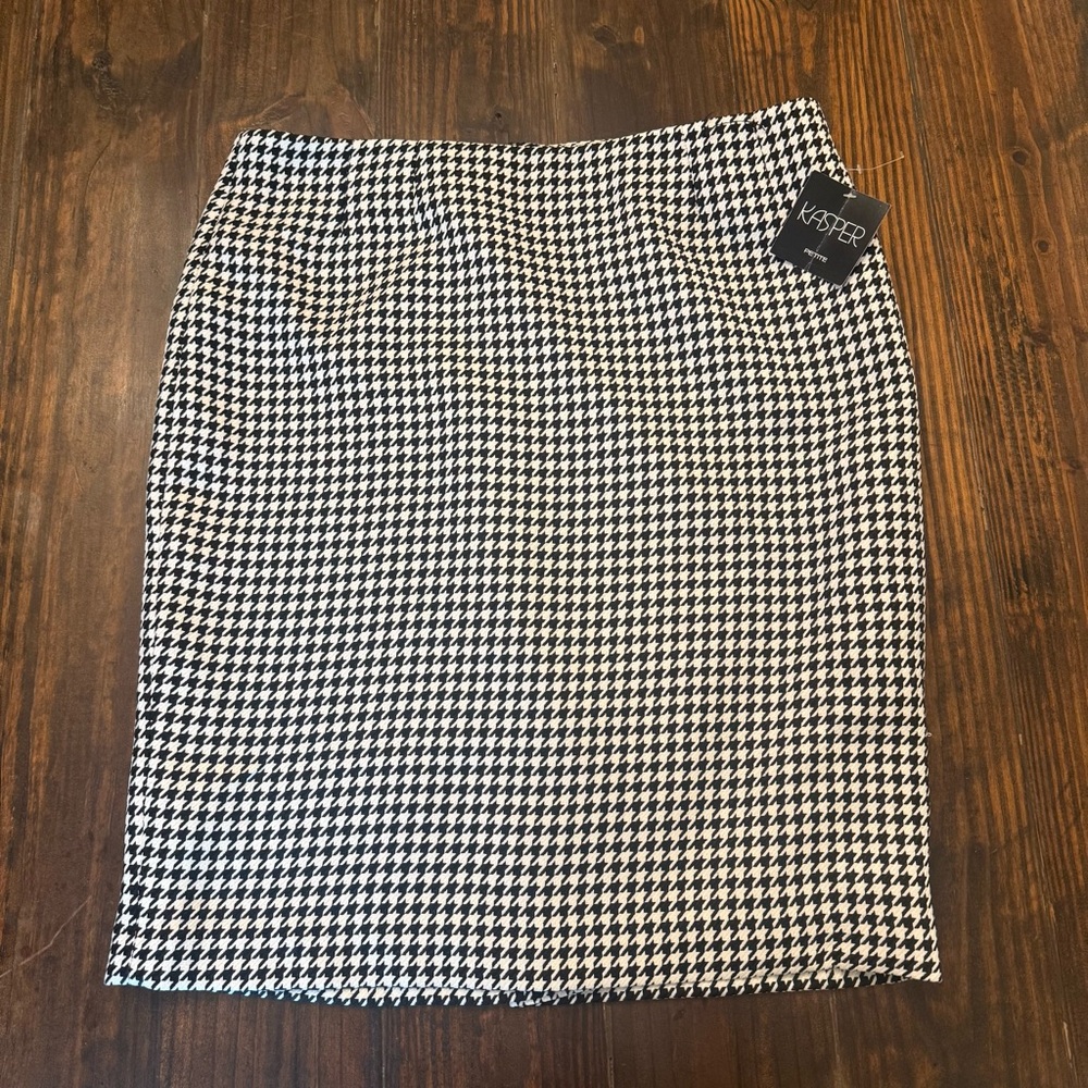 NWT size 12 petite Kasper Classic Houndstooth midi Pencil Skirt